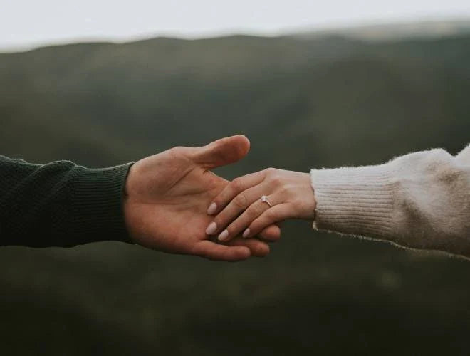 Bague de promesse : le bijou symbolique qui dit « je t'aime » autrement